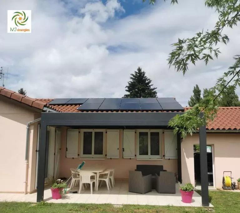 installation mj energies ok 768x681 1 - Spécialiste : Photovoltaïque & Pompe à Chaleur pour Votre Maison en région Rhône-Alpes - Photovoltaïque & Pompe à Chaleur pour Votre Maison en région Rhône-Alpes